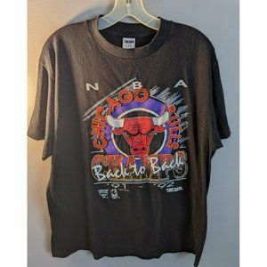 * 1991-1992 NBA Chicago Bulls Champs Back To Back Tshirt By Trench SS Size Large